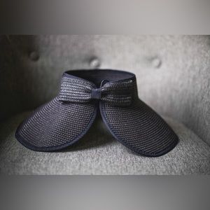 Black, packable, beach hat visor hat, back velcro with bow